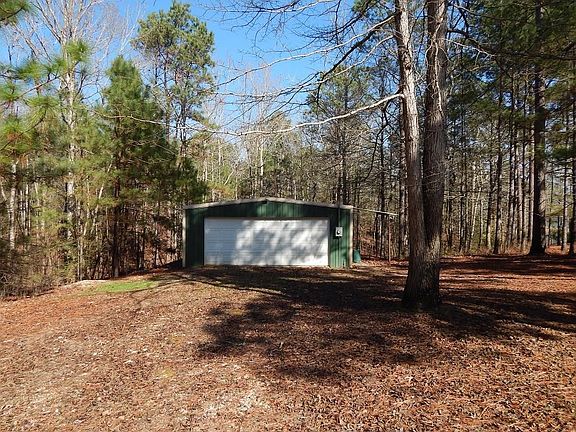 3rd image of 597 Village Dr