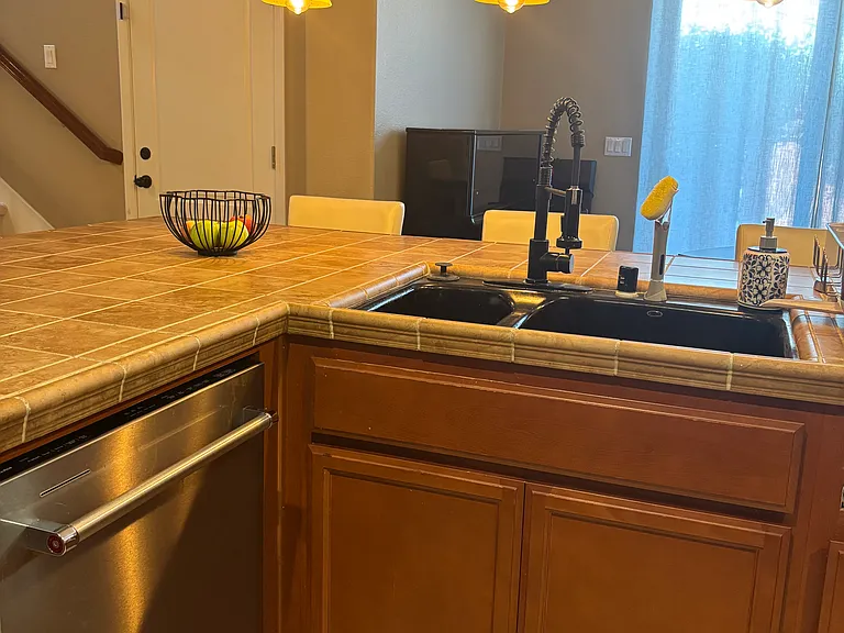 343 Carriage Ln — Photo 18