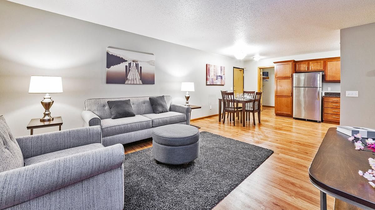 390 9th Ave SW APT 2, Forest Lake, MN 55025 | Zillow