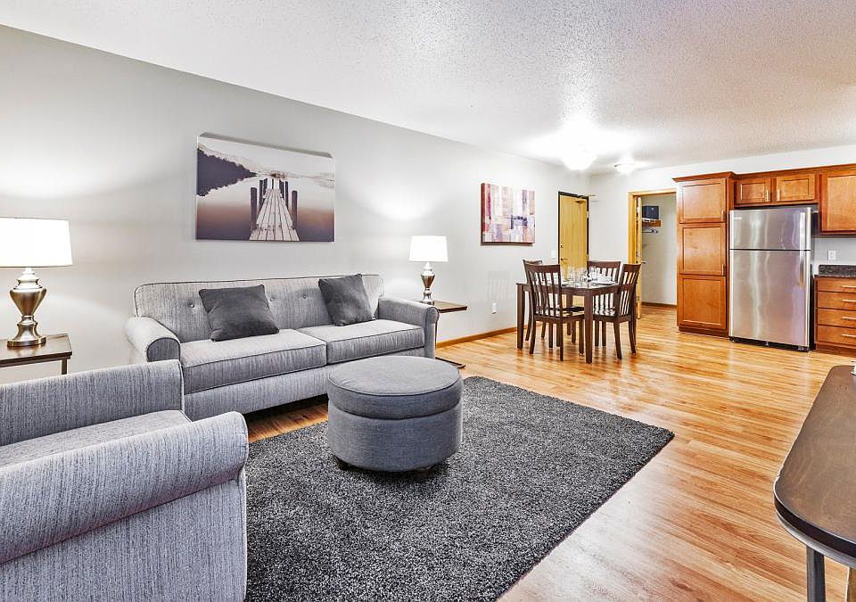 1st image of 390 9th Ave SW APT 12