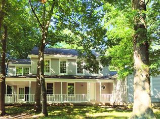 1103 Swan Point Rd, Woodbridge, VA 22192