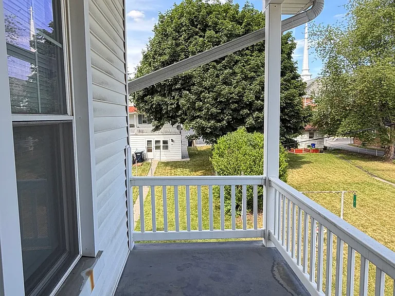 108 N Railroad St — Photo 18