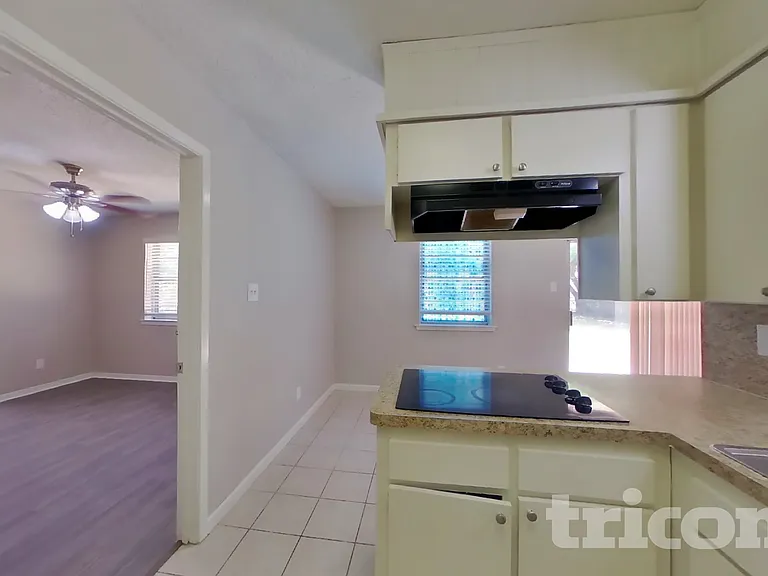 3307 Hummingbird Ln — Photo 7