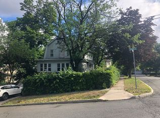 123 Greenacres Ave, White Plains, NY 10606