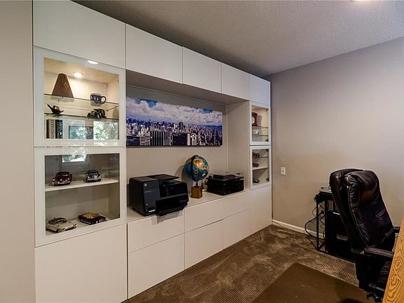 5th image of 9732 Nieman Pl