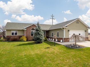 300 W Brooke Ln, Blissfield, MI