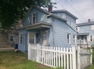 878-878 1/2 Belleville Ave, New Bedford, MA 02740