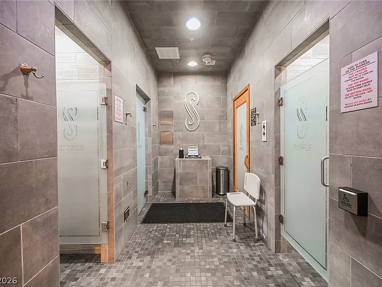 5222 Fiore Bella Blvd — Photo 38