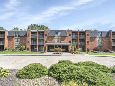 4179 Columbia Rd #320, North Olmsted, OH, 44070