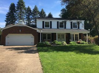 1298 Old Meadow Rd, Pittsburgh, PA 15241