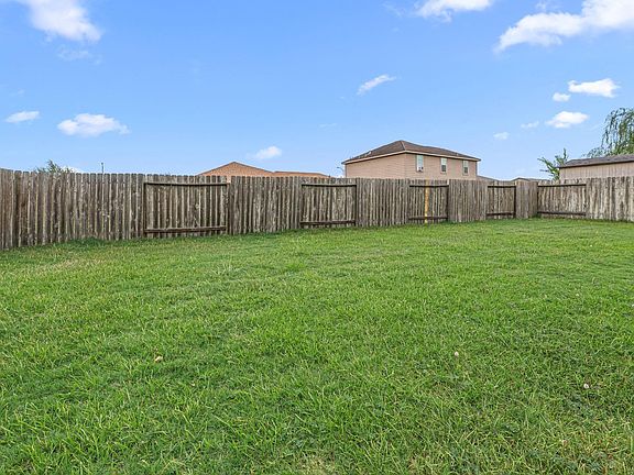 2nd image of 7203 Montclair Peak Ln