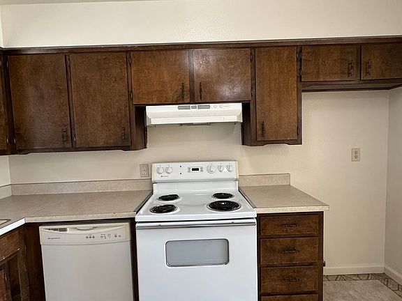 5th image of 2409-2417 S Sallee St