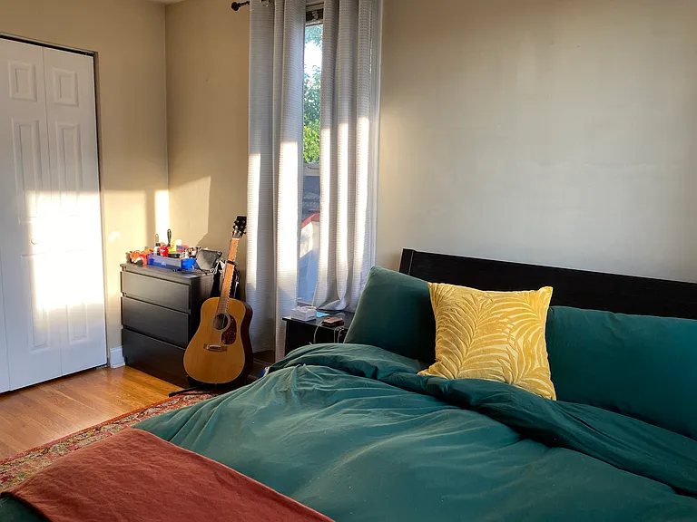 213 Christian St — Photo 4