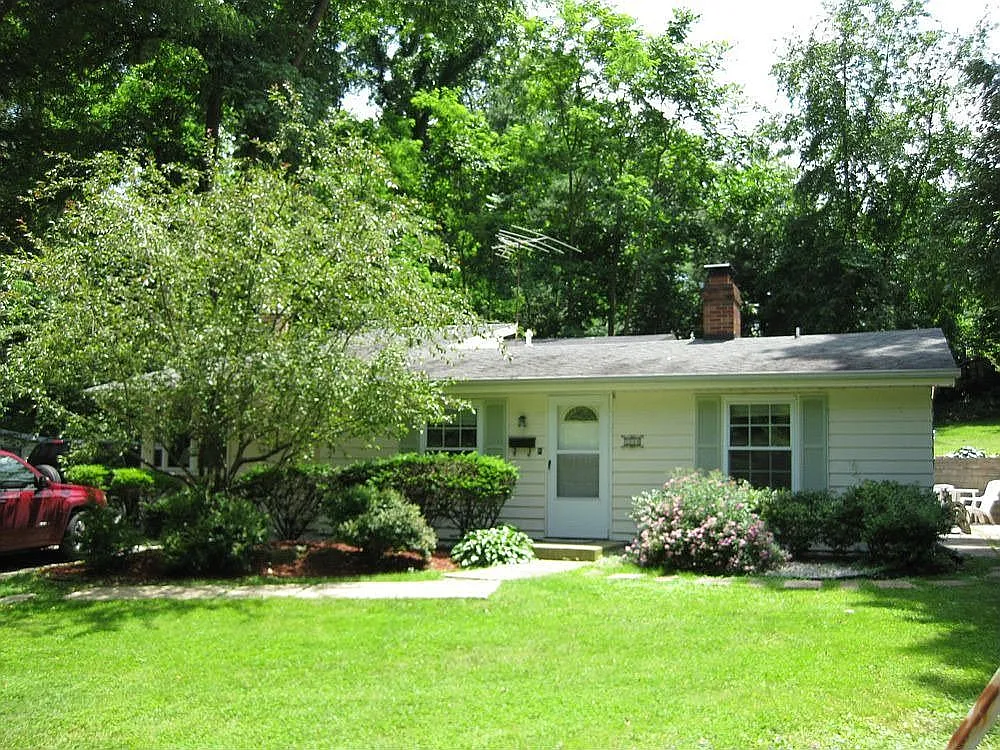1234 Randle St photo 1