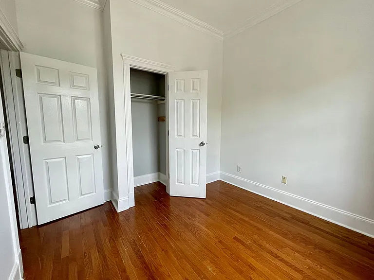 22 Cooper St #B — Photo 18