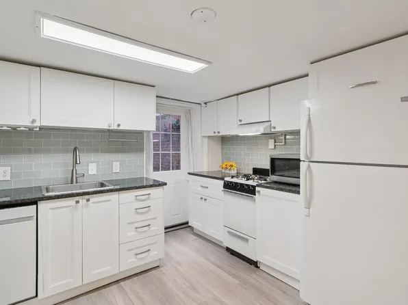 710 Maryland Ave NE APT B, Washington, DC 20002