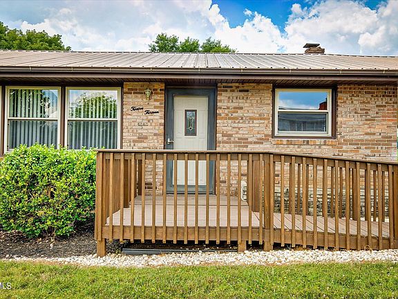 5th image of 1213 Malabar Dr