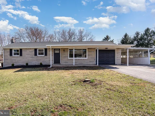 765 Finks Dr, York, PA 17404
