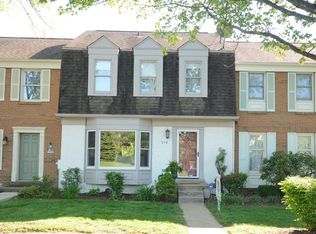 216 Falls Village Rd, Pittsburgh, PA 15239