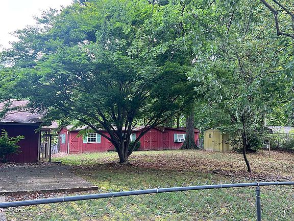 5th image of 94 Woodbrier Dr