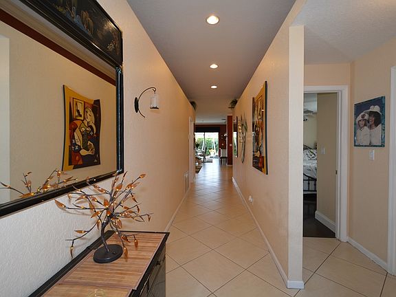 4th image of 7032 NW 75th St
