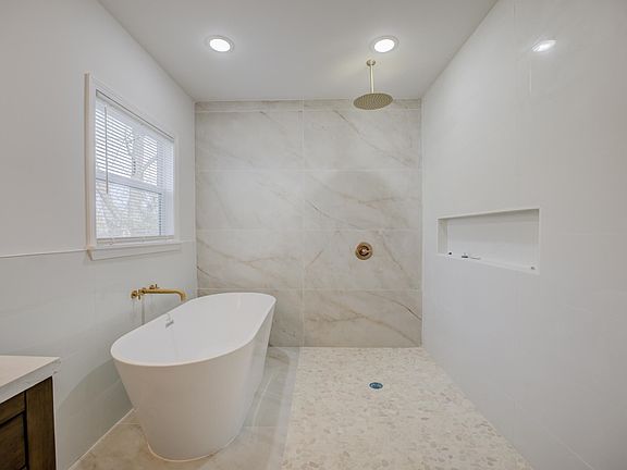 5th image of 4158 Navaho Ave