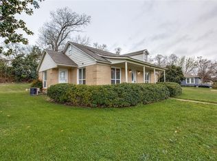 1701 Brook Hollow Dr, Fort Worth, TX 76114
