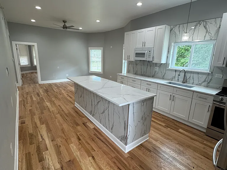 334 N Lorel Ave #1 — Photo 5