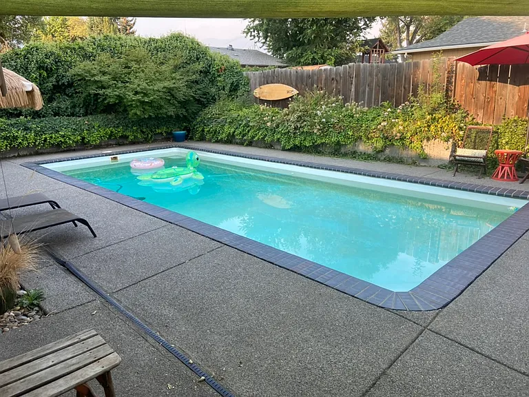 113 Houston Rd — Photo 1