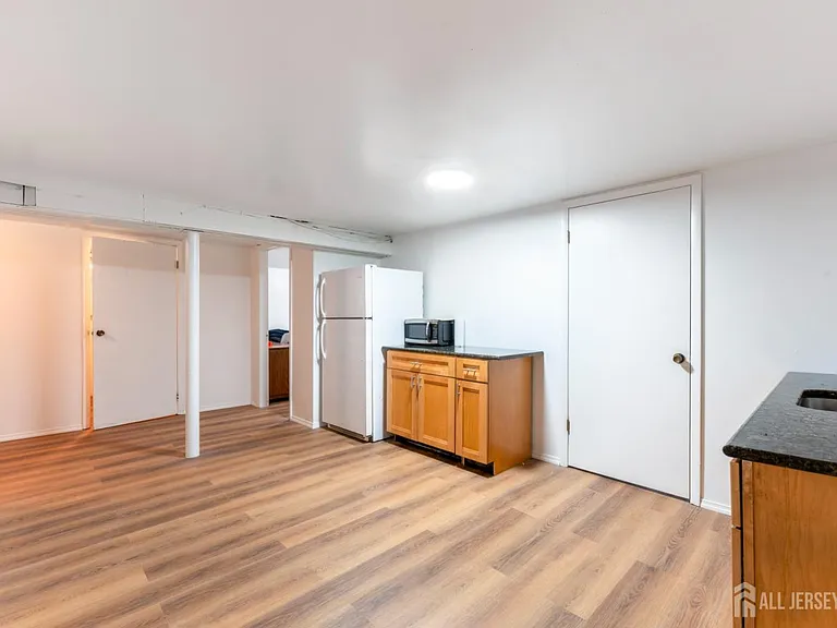22 Foley Ave — Photo 24