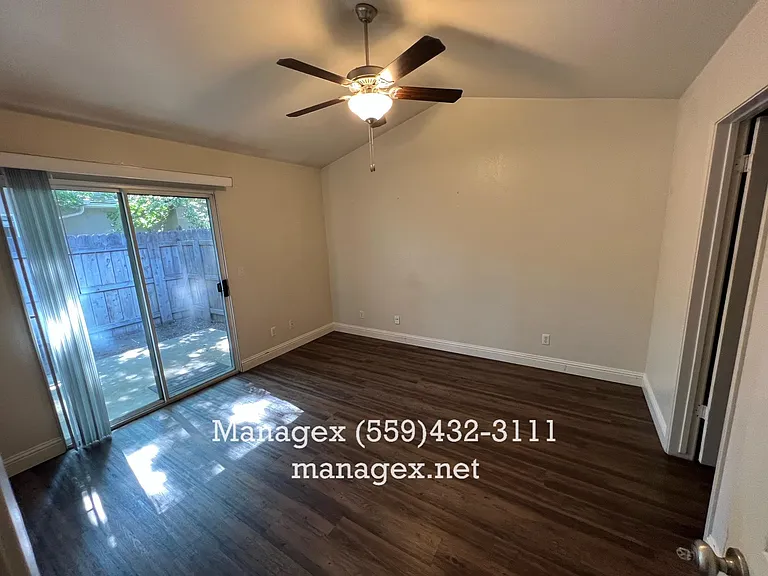 768 Spruce Ave #102 — Photo 13