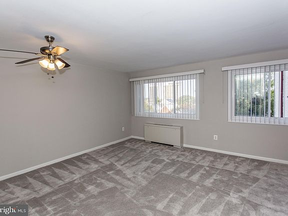 2nd image of 1830 Columbia Pike APT 309