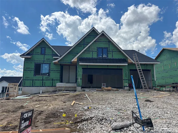 1393 S Lotus Pl, West Des Moines, IA 50266