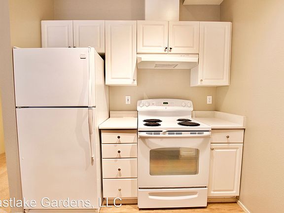 5th image of 3230 Eastlake Ave E APT 204
