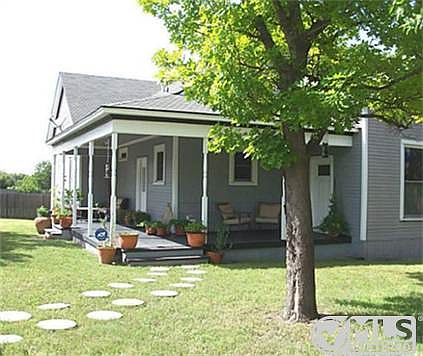 1st image of 1403 E Marvin Ave