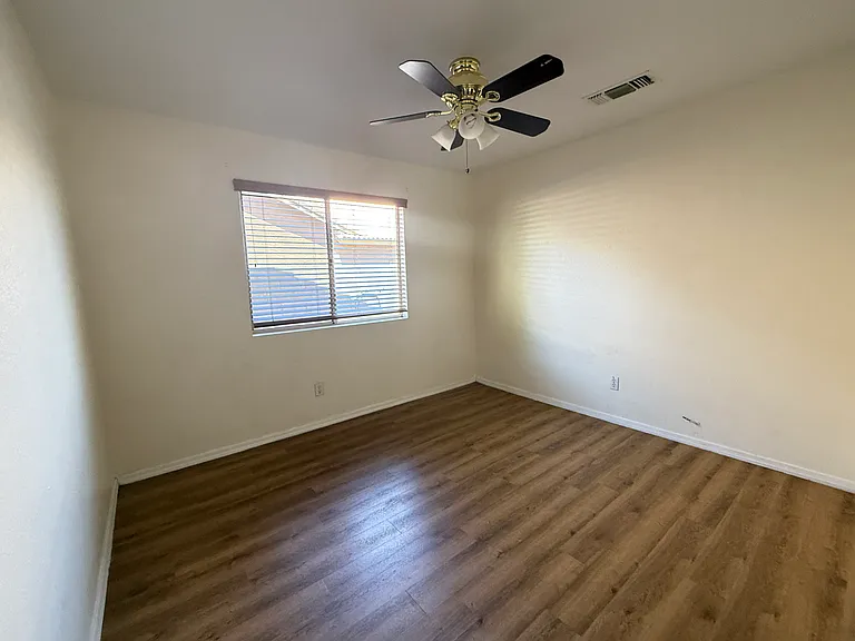 844 N Granite St — Photo 10