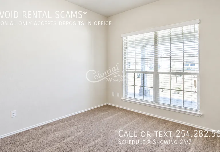 5819 Ambrose Cir — Photo 11