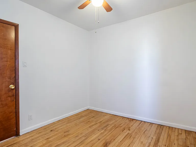 4904 W School St #1 — Photo 10