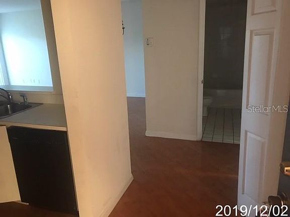3rd image of 489 Las Cortes Ln APT 104