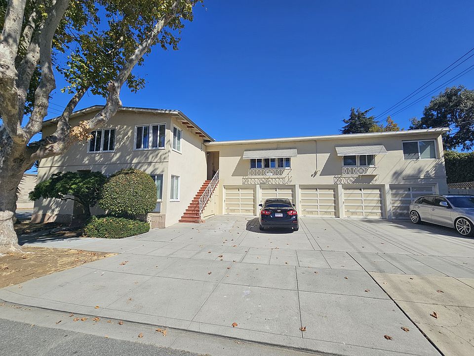 1st image of 820 Winchester Dr #2