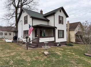 893 Maxwell Ave, Millersburg, OH