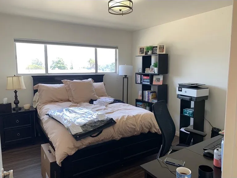 829 Euclid St #10 — Photo 17