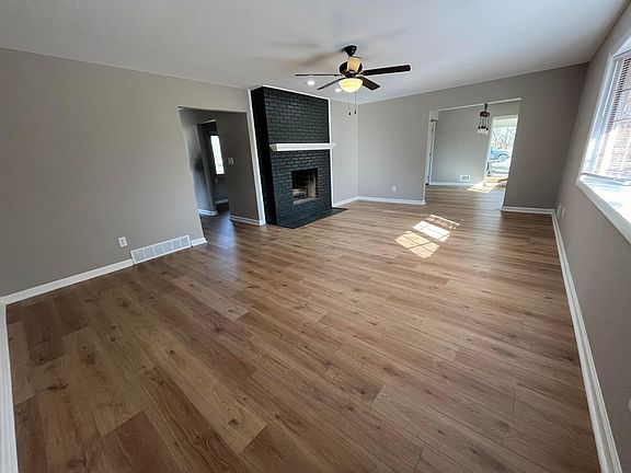 4th image of 3270 Sycamore Knolls Dr
