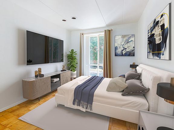 5th image of 2646 Redcoat Dr #109