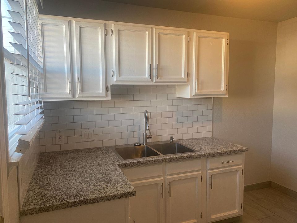 1st image of 1937 1/2 W 35th St