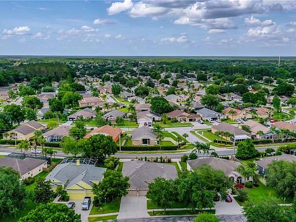 3rd image of 22745 Robins Nest Ct