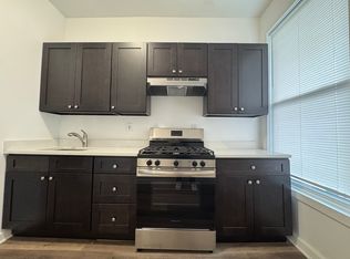 206 N California Ave APT 3, Chicago, IL 60612