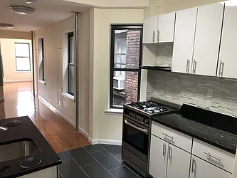 Rented by Warren T Real Estate Corp.