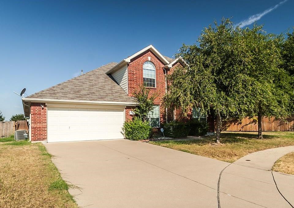 1st image of 5207 Lake Haven Ln