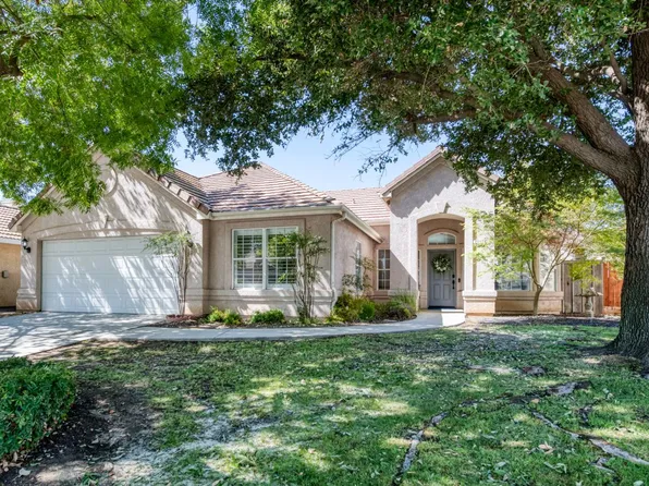 7717 N Ivanhoe Ave, Fresno, CA 93722